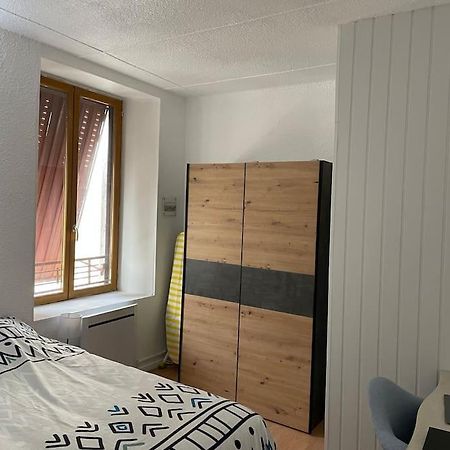 Bourbonne Les Bains, Appartement T2 Pour 2 Екстериор снимка
