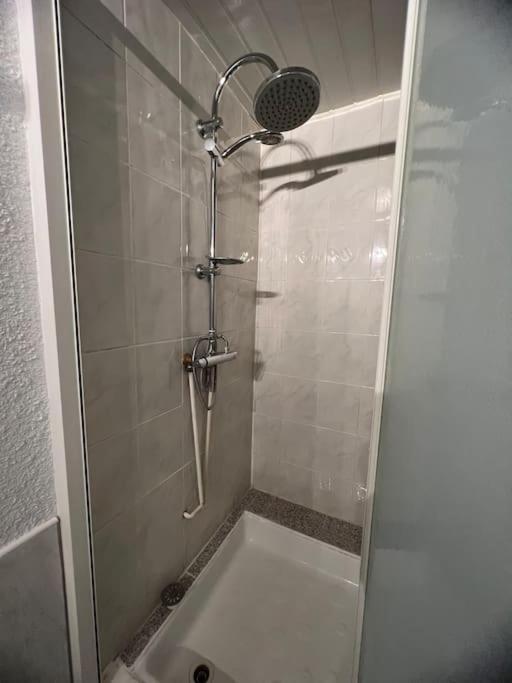 Bourbonne Les Bains, Appartement T2 Pour 2 Екстериор снимка